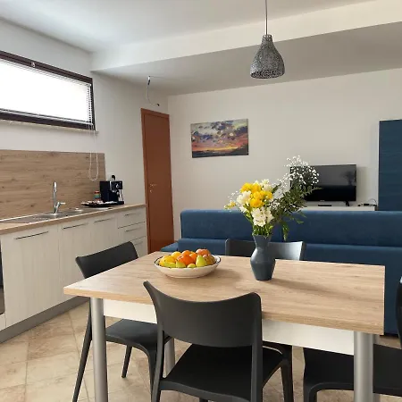 Gioia's House Apartment Custonaci